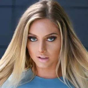 Kayley Gunner биография, рост, вес, размер сисек, фигура, возраст